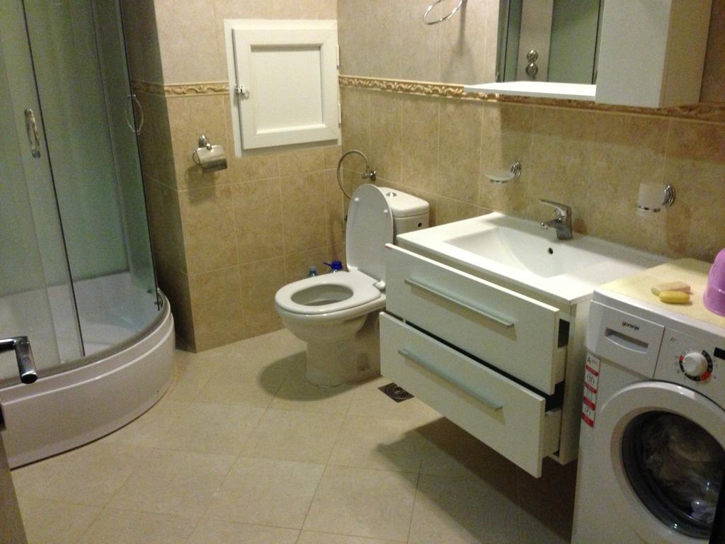 אוטייהא Apartments Svetlana חדר תמונה