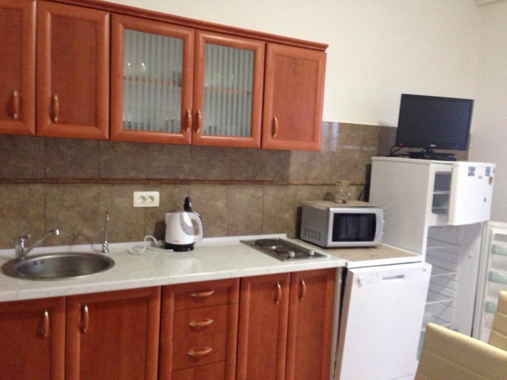 אוטייהא Apartments Svetlana מראה חיצוני תמונה