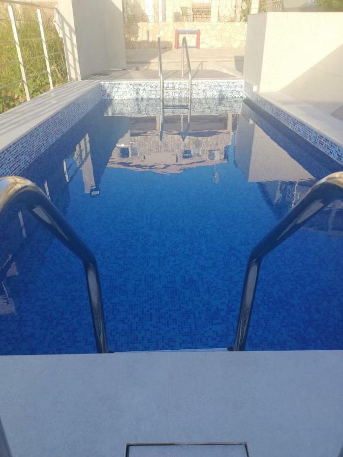 אוטייהא Apartments Svetlana מראה חיצוני תמונה